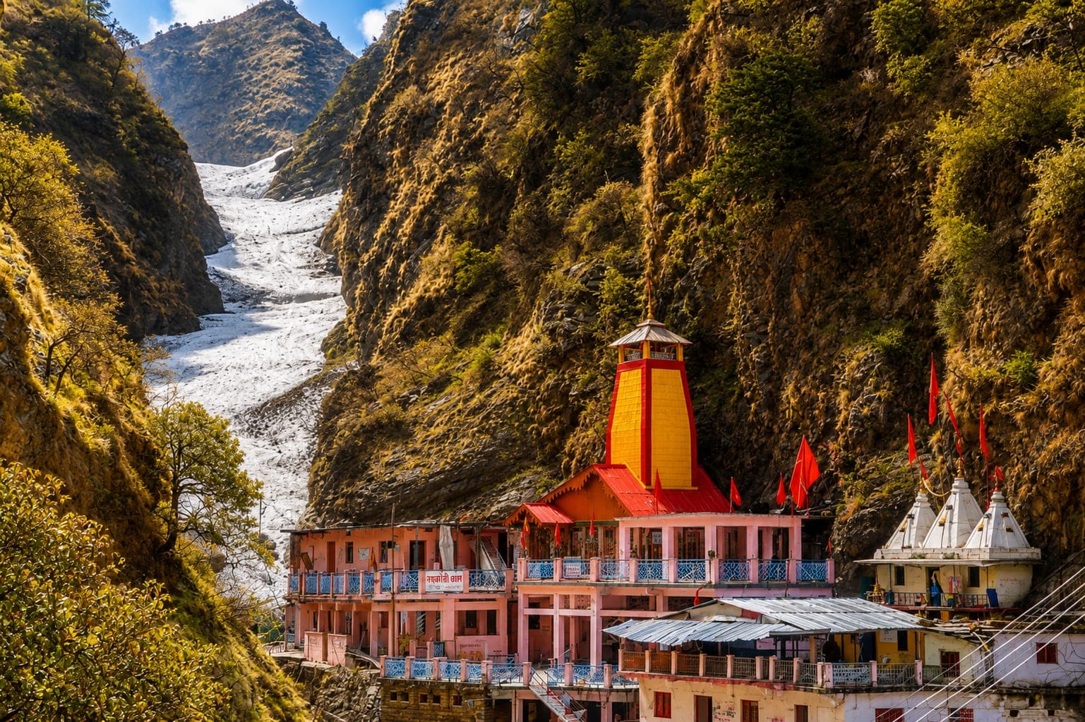 Yamunotri Temple below the glacier
