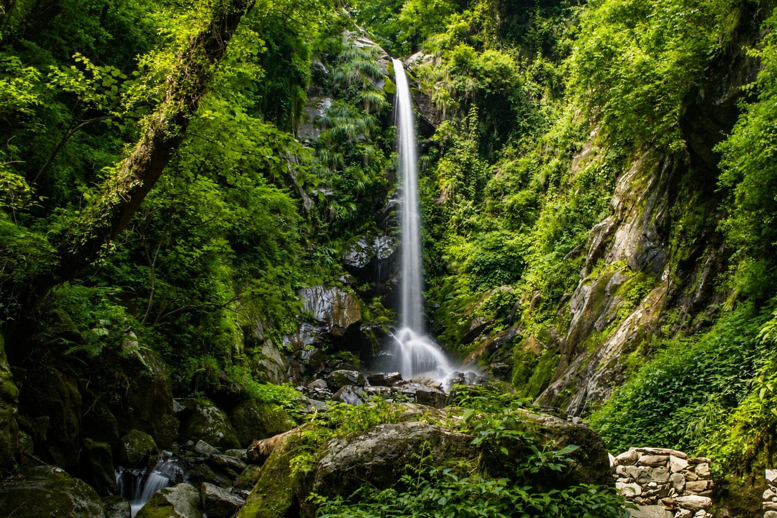 A waterfall near Shangarh in the Sainj Valley
